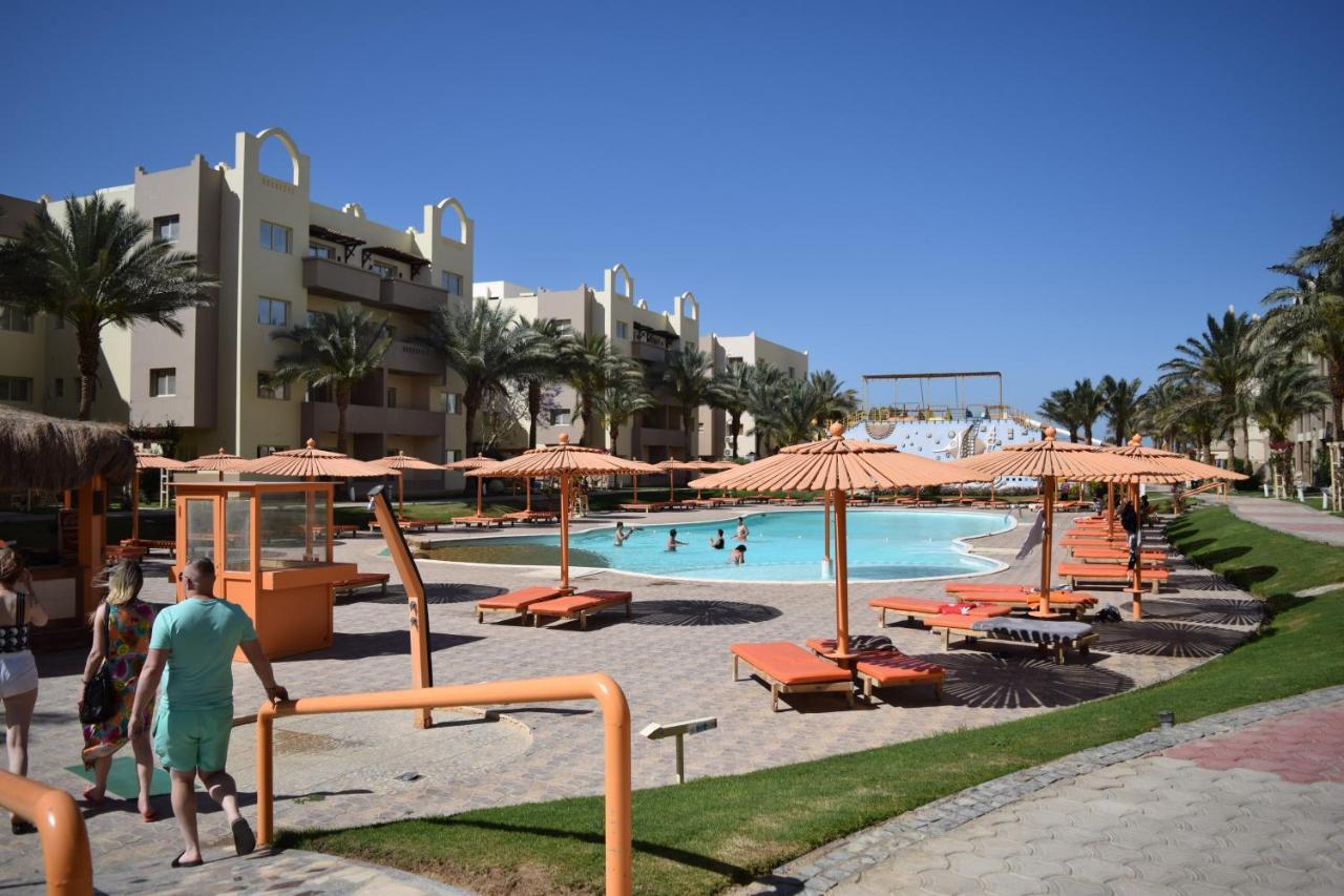 Comfortable Studio In Hotel Karma With Private Beach And Pools Family Only Or Female Хургада Экстерьер фото