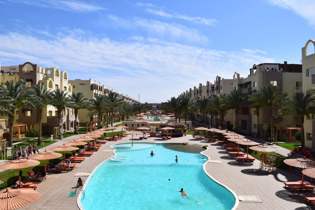 Comfortable Studio In Hotel Karma With Private Beach And Pools Family Only Or Female Хургада Экстерьер фото