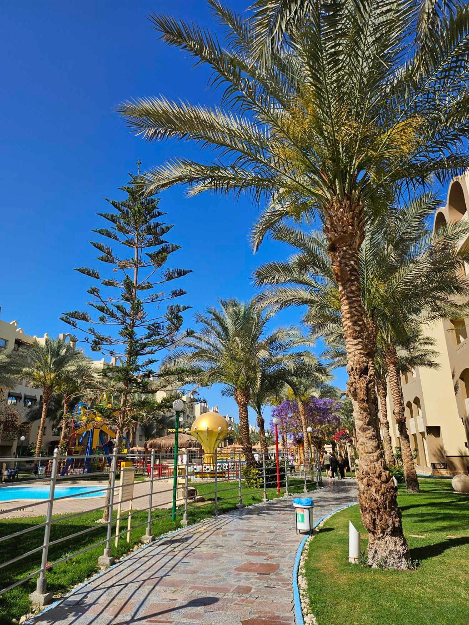 Comfortable Studio In Hotel Karma With Private Beach And Pools Family Only Or Female Хургада Экстерьер фото
